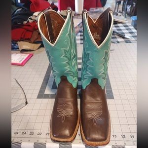 Justin Boots Squared Toe Women's Size 6D | Western Cowgirl Fashion